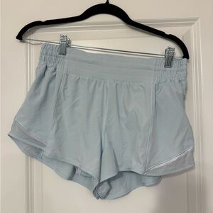 Lululemon Hottie Hot high-rise 2.5” short